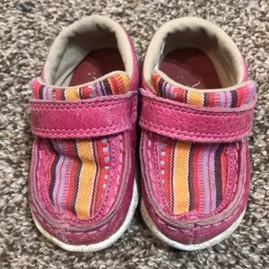 Twisted X toddler shoes size 4